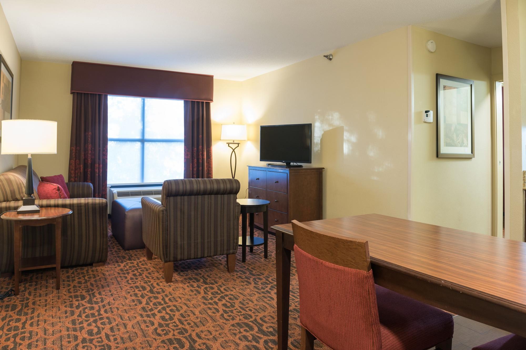 Hampton Inn & Suites Tampa-North מראה חיצוני תמונה