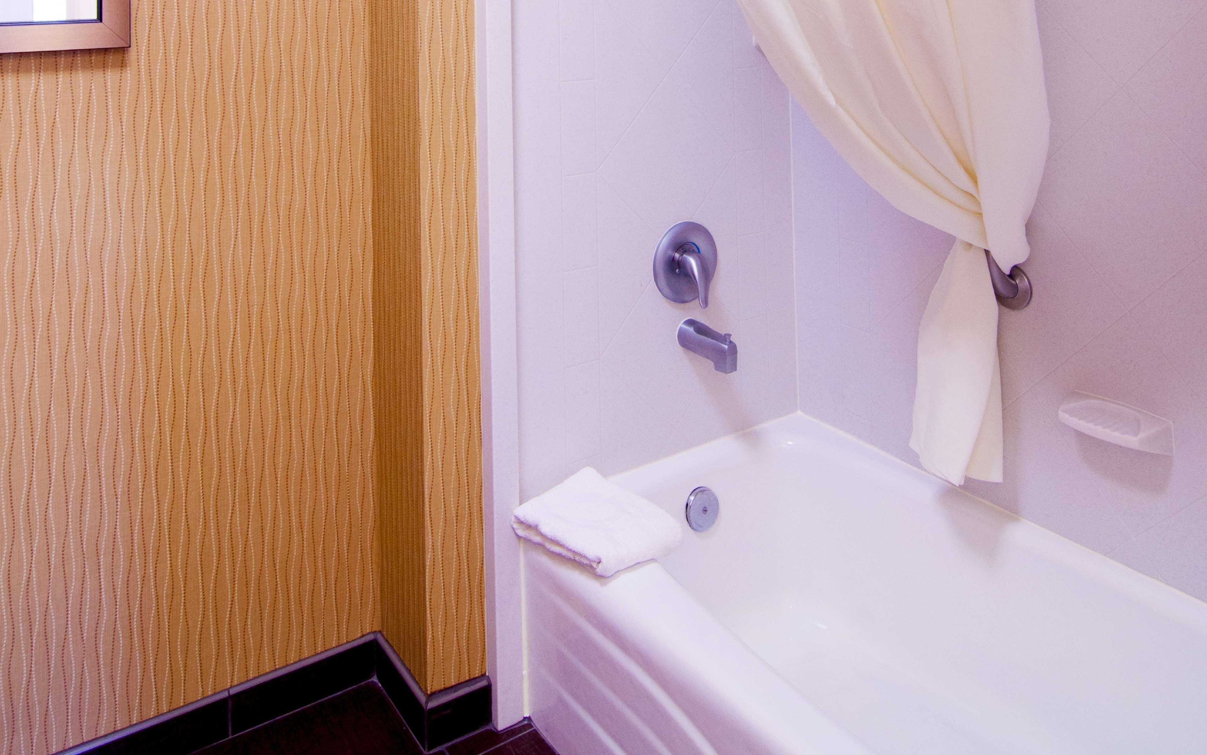 Hampton Inn & Suites Tampa-North מראה חיצוני תמונה