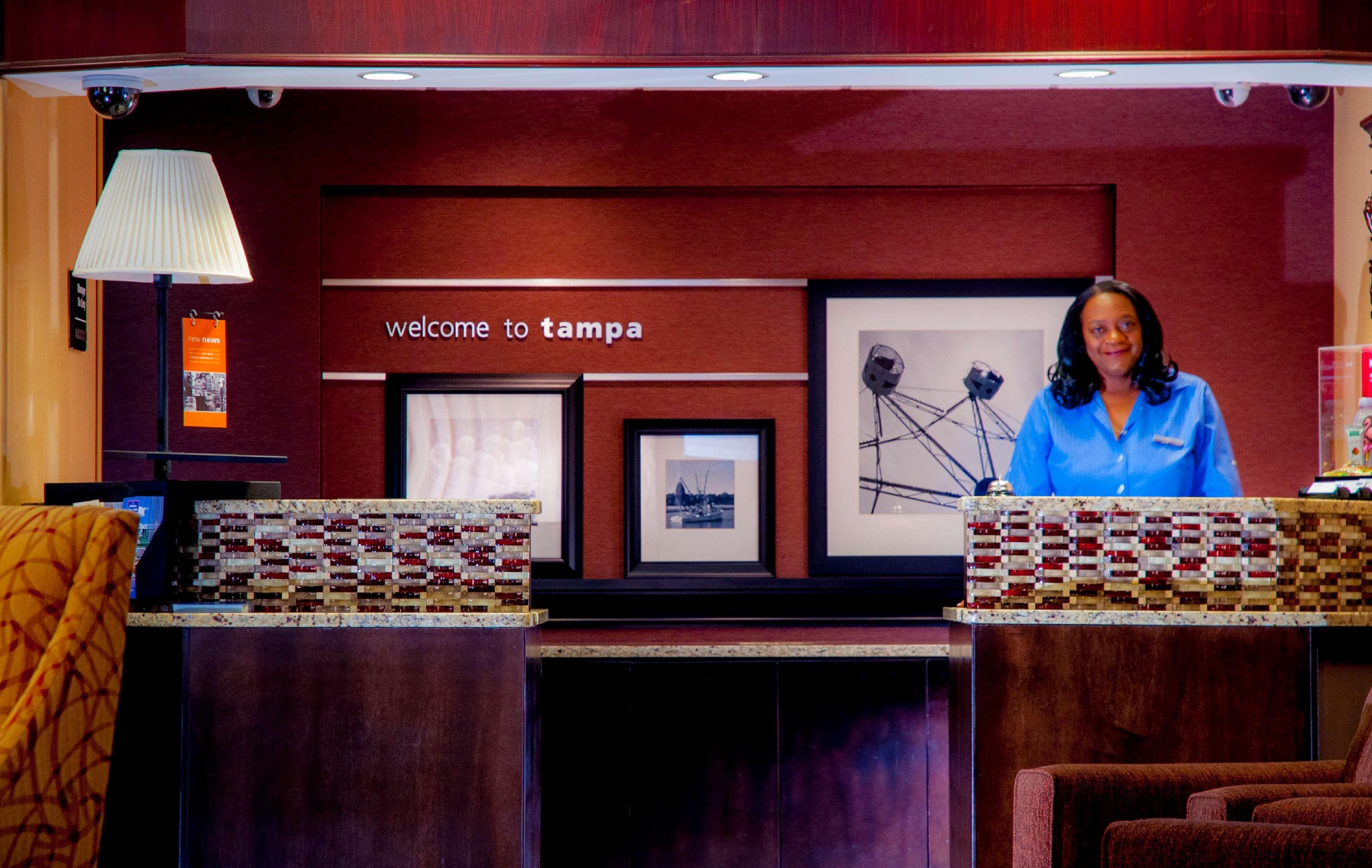 Hampton Inn & Suites Tampa-North מראה חיצוני תמונה
