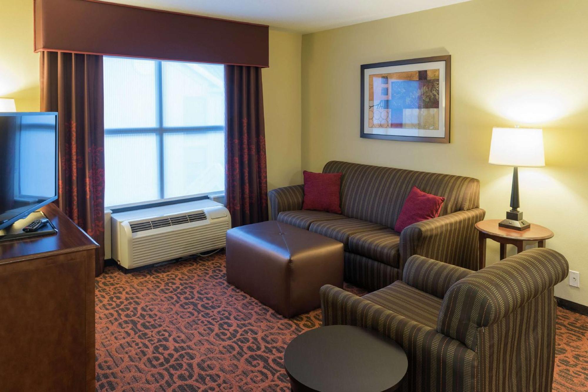 Hampton Inn & Suites Tampa-North מראה חיצוני תמונה