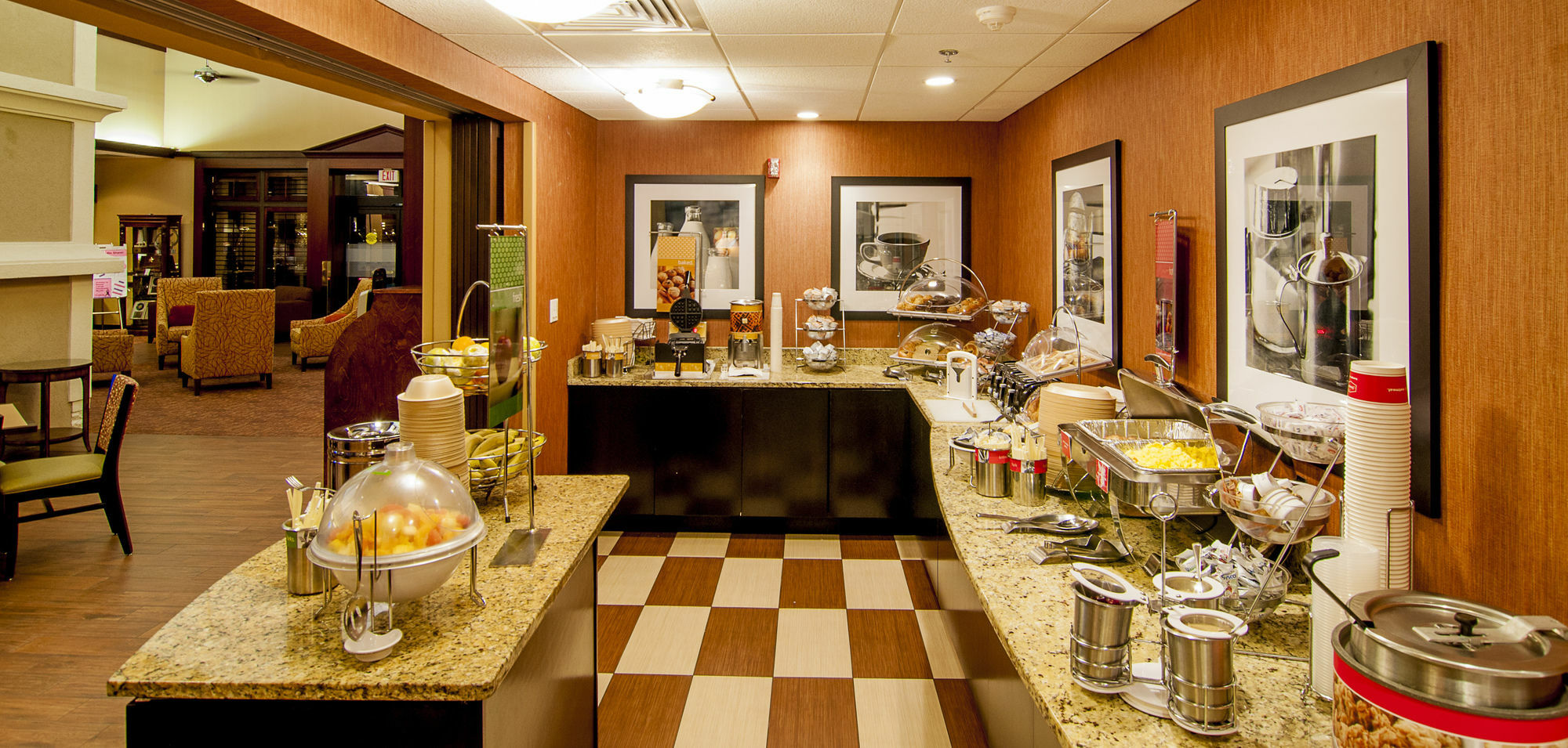 Hampton Inn & Suites Tampa-North מראה חיצוני תמונה